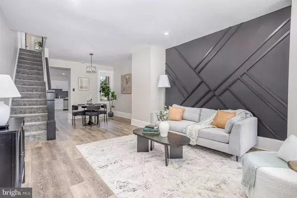 817 E ORANGE ST, Lancaster, PA 17602