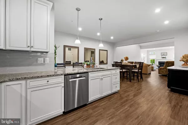 Glen Burnie, MD 21060,7728 PESTLE LN
