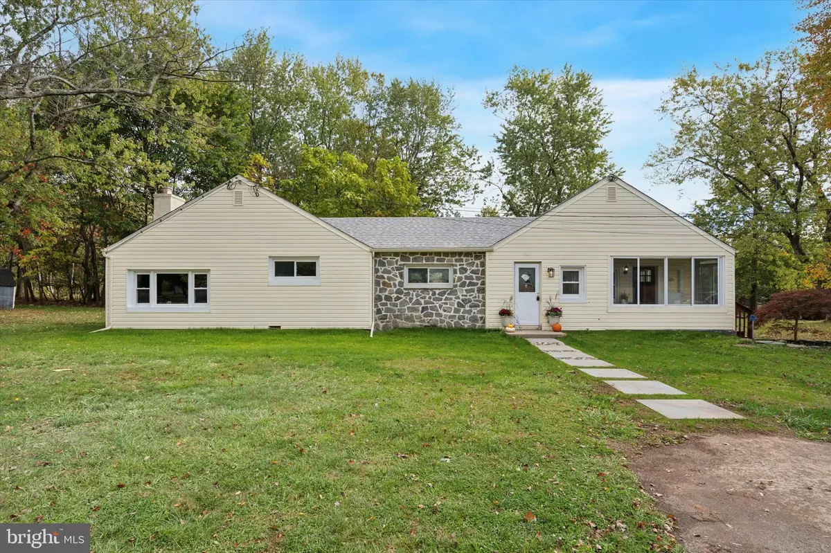 Warrington, PA 18976,2369 TOHICKON LN