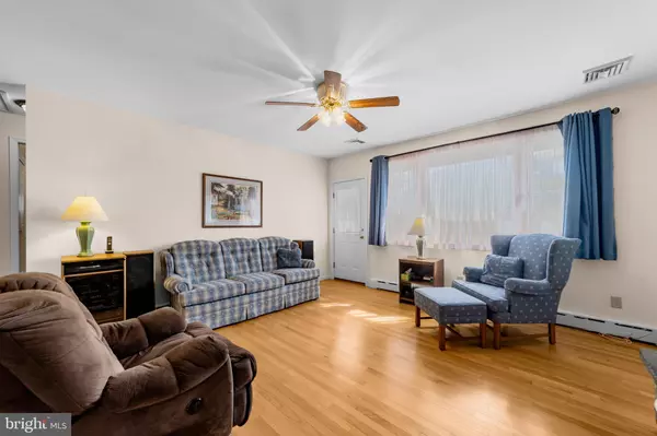 Telford, PA 18969,20 HIGHVIEW DR