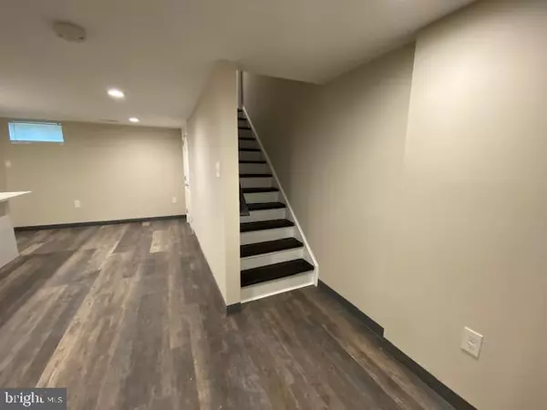 5504 MIDWOOD AVE #2, Baltimore, MD 21212