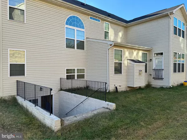 Woodbridge, VA 22193,3238 FLEDGLING CIR