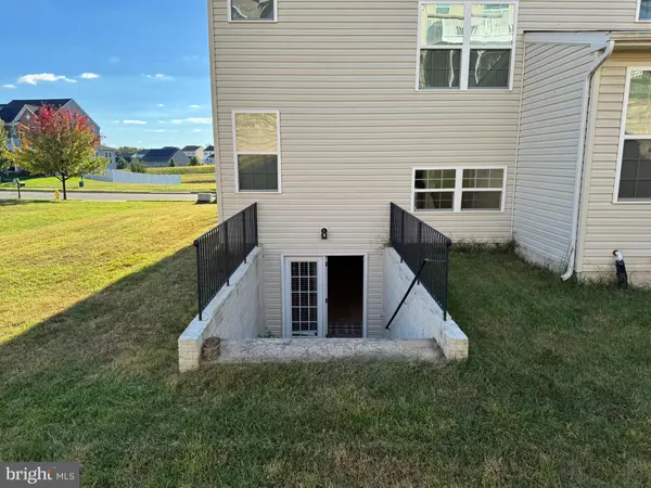 Woodbridge, VA 22193,3238 FLEDGLING CIR