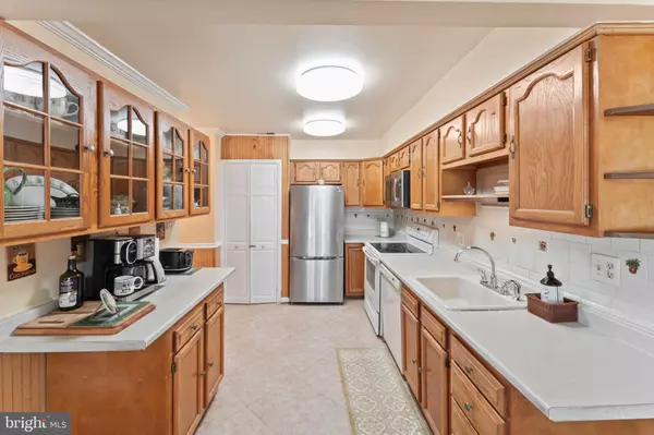 Fairfax, VA 22033,12975 RIDGEMIST LN