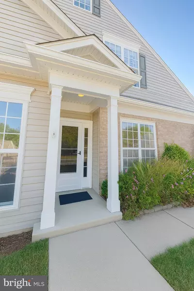 12221 SEAFORD CT, Woodbridge, VA 22192