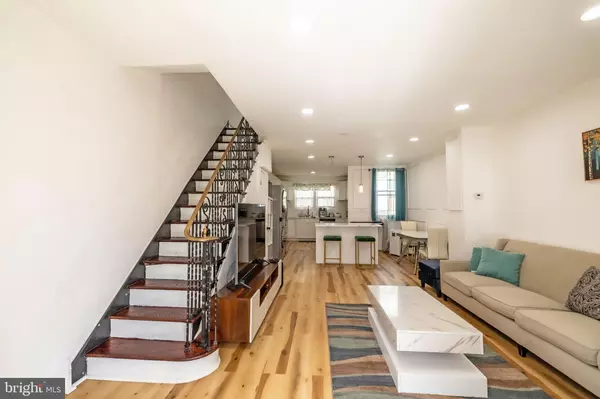 Philadelphia, PA 19153,7337 CHELWYNDE AVE