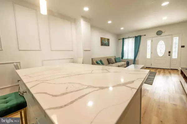 Philadelphia, PA 19153,7337 CHELWYNDE AVE