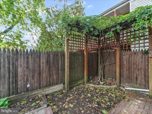 Pottstown, PA 19464,150 WALNUT ST