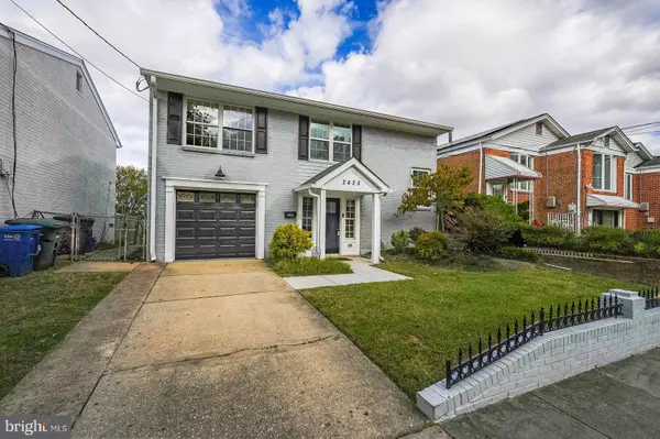 Washington, DC 20020,2425 SKYLAND PL SE