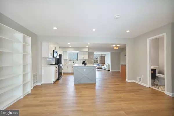 Washington, DC 20020,2425 SKYLAND PL SE