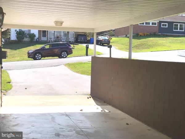 York, PA 17402,59 E CRESTLYN