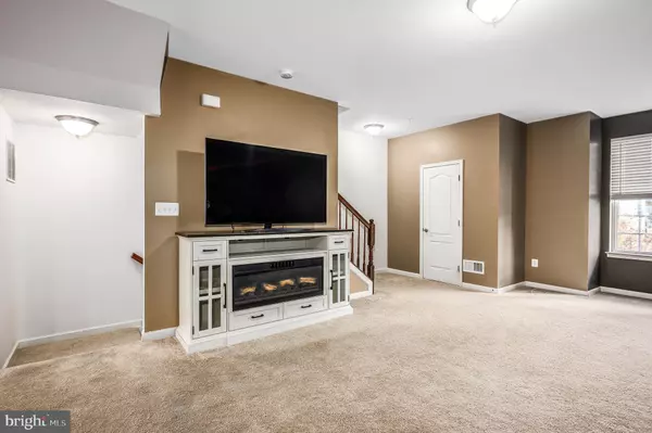 Owings Mills, MD 21117,9530 JOHN LOCKE WAY