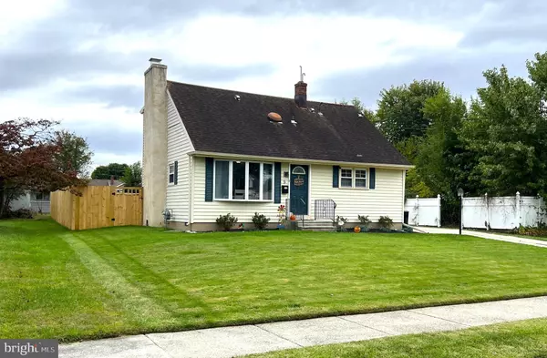 Pennsville, NJ 08070,9 CHARLES PL