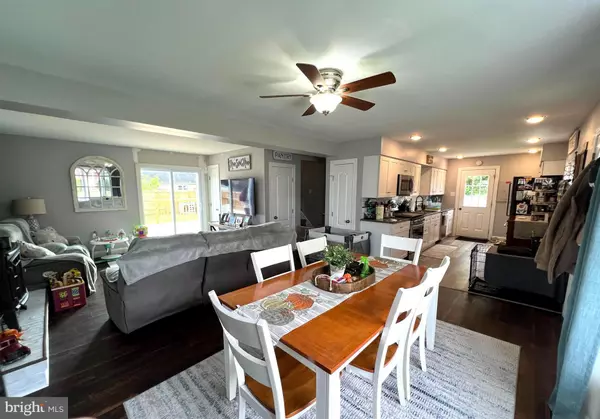 Pennsville, NJ 08070,9 CHARLES PL