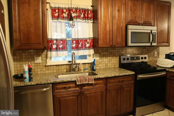 Mechanicsburg, PA 17050,815 APPLETREE LN