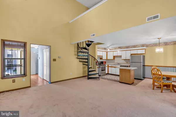 Marlton, NJ 08053,19 SUMMIT CT