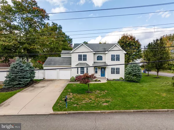 Manahawkin, NJ 08050,296 NEPTUNE DR