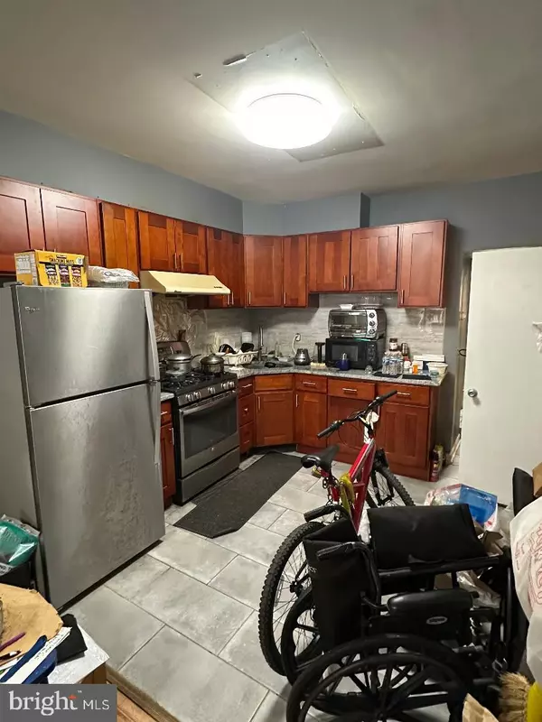 Philadelphia, PA 19148,1618 S 6TH ST