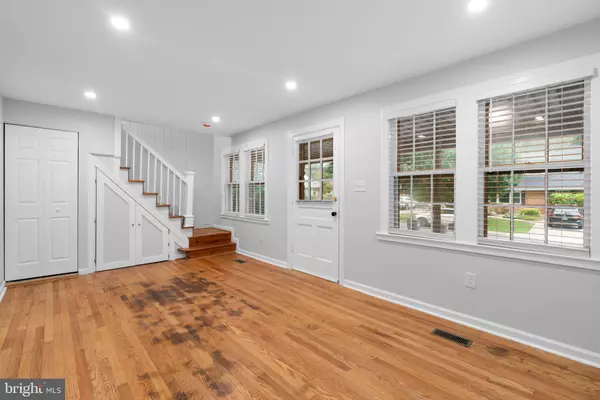 Rockville, MD 20850,715 ANDERSON AVE