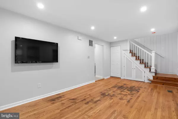 Rockville, MD 20850,715 ANDERSON AVE