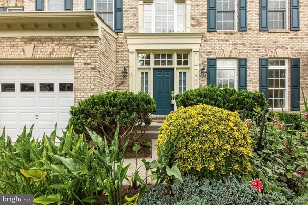 Fairfax, VA 22030,10702 SIMPSON MEWS LN