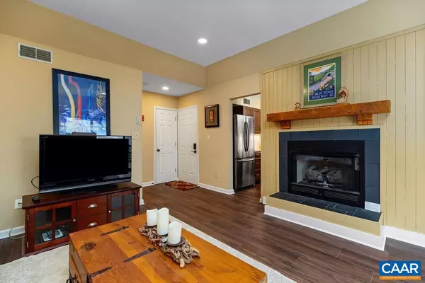 Wintergreen, VA 22967,2048 STONE RIDGE CONDOS