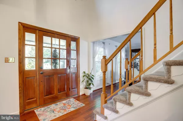 Fairfax Station, VA 22039,6305 BARSKY CT