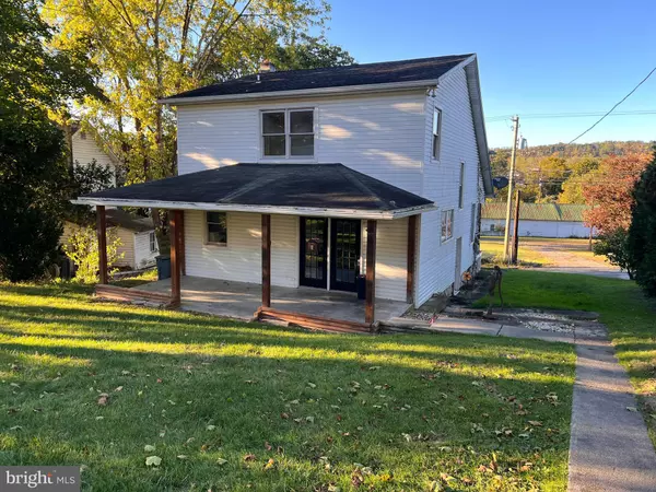 New Bloomfield, PA 17068,304 S CARLISLE ST