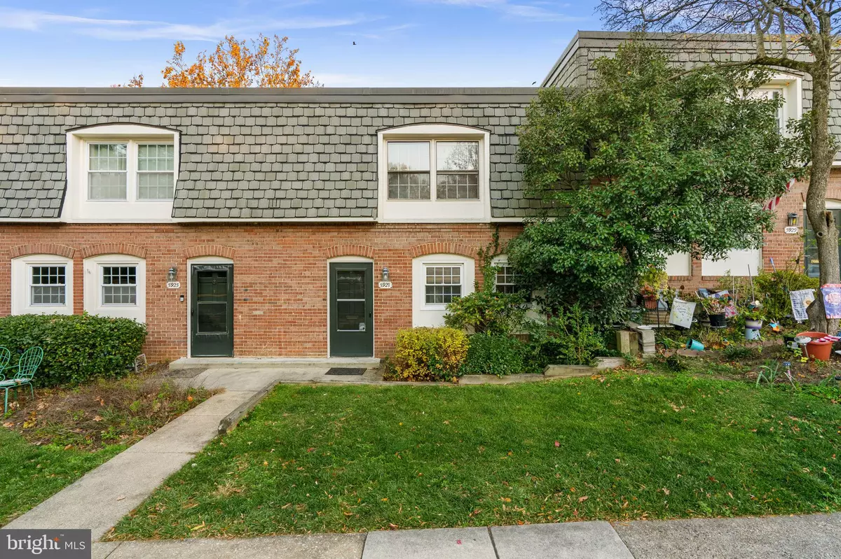 Springfield, VA 22152,5927 BAYSHIRE RD #115