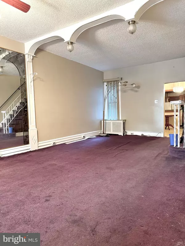 Philadelphia, PA 19132,2121 W INDIANA AVE