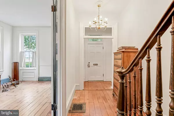 Harrisburg, PA 17102,1101 N FRONT ST