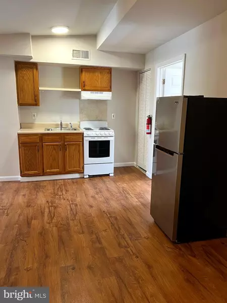 118 N 3RD ST #UNIT 2A, Camden, NJ 08102