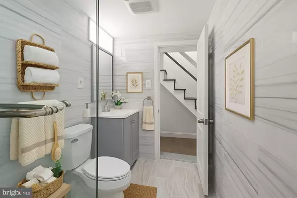 Philadelphia, PA 19135,6325 WALKER ST