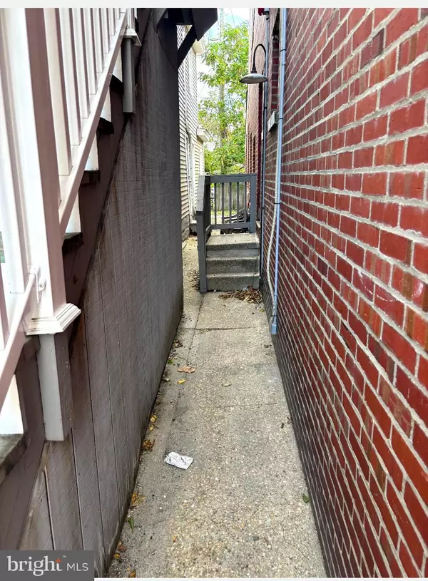 Paulsboro, NJ 08066,719 N DELAWARE ST #C