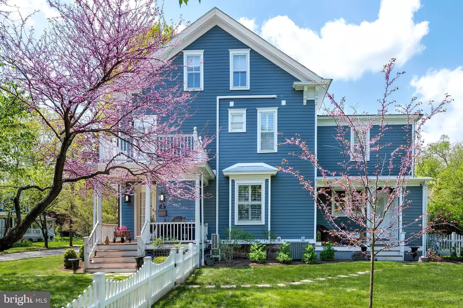 29 E DELAWARE AVE, Pennington, NJ 08534