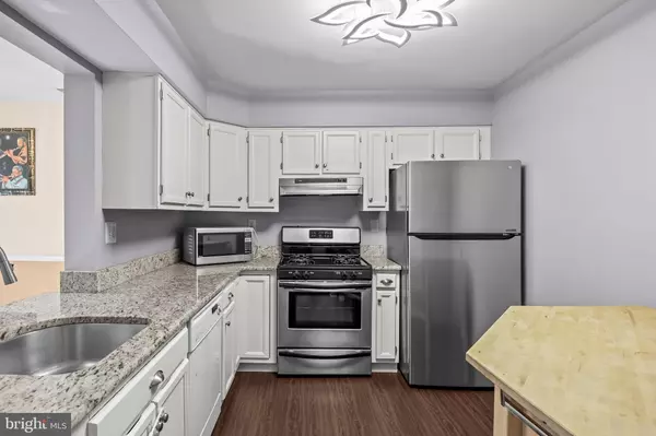 Mount Laurel, NJ 08054,60 KETTLEBROOK DR