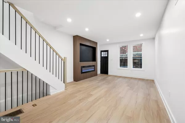 Philadelphia, PA 19148,2334 S WARNOCK ST