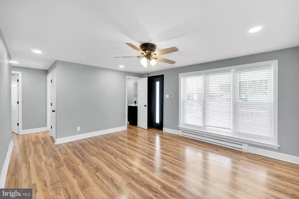 Levittown, PA 19057,5711 MUSTANG ST