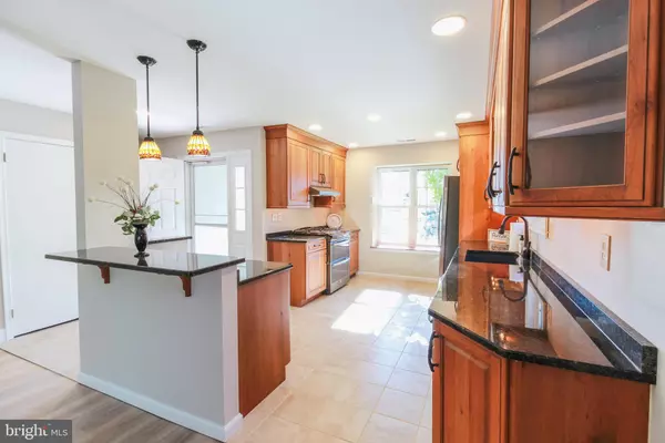 Mount Laurel, NJ 08054,5 KESWICK CT