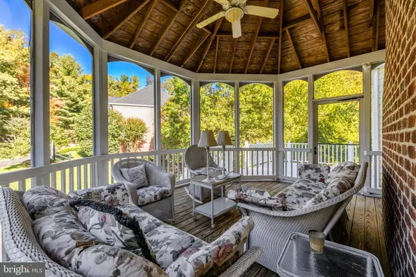 Mclean, VA 22102,1200 CHADSWORTH CT