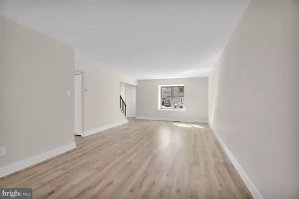 Marlton, NJ 08053,293 IVY CT