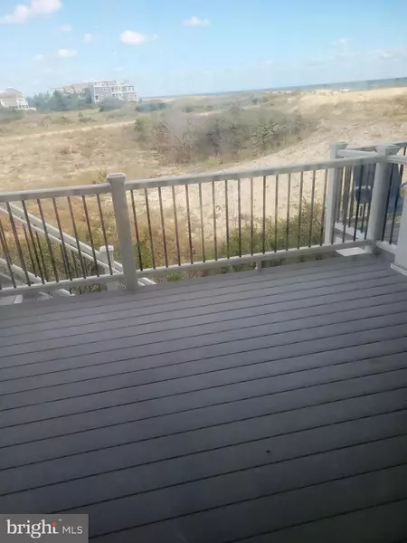 40123 SEASIDE DR #18, Fenwick Island, DE 19944