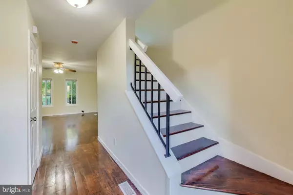 Gaithersburg, MD 20886,9521 BRIAR GLENN WAY