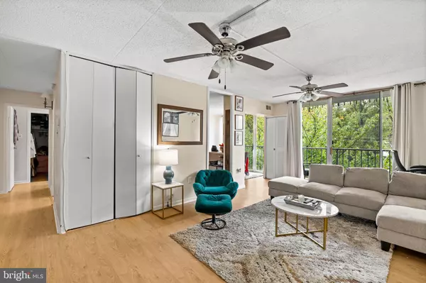 Cherry Hill, NJ 08002,401 COOPER LANDING RD #308