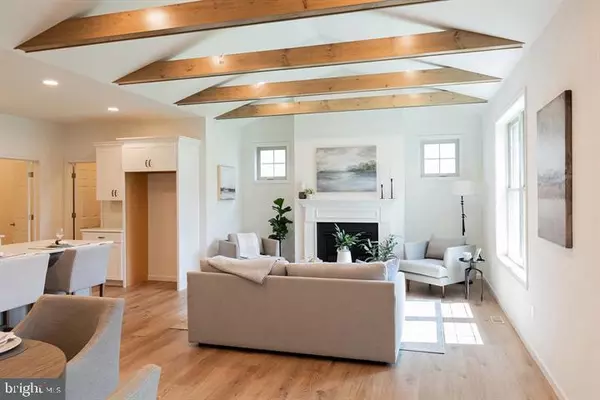 Cochranville, PA 19330,604 GREENBRIAR PATH