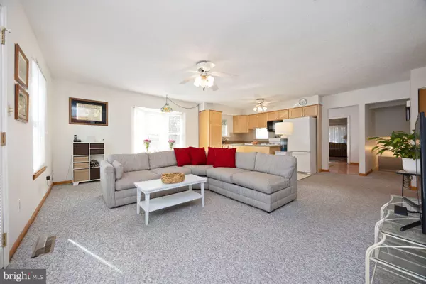 Pasadena, MD 21122,301 LIGHT STREET AVE