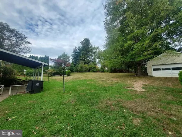 Churchville, PA 18966,243 GREEN DR