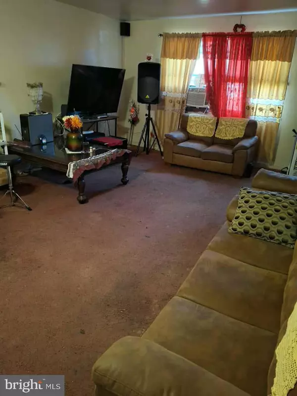 Hyattsville, MD 20783,7917 18TH AVE