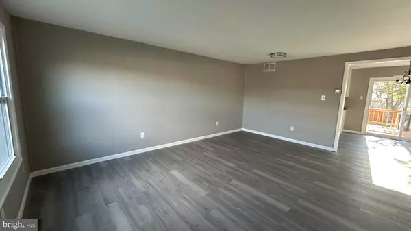 Frederick, MD 21703,13 CONSETT PL #4H