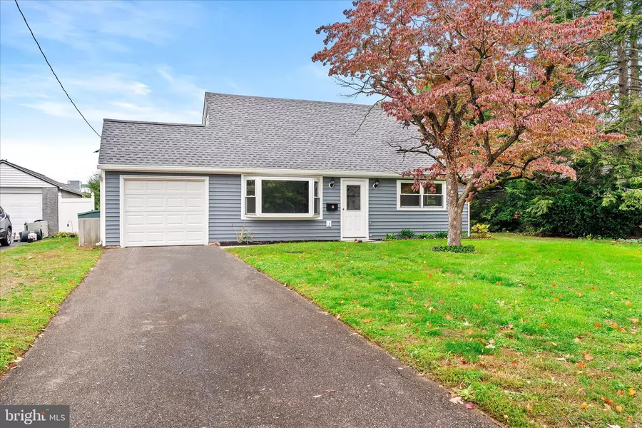 7 BOONE AVE, Ewing, NJ 08618